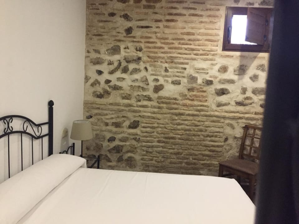Apartamento Tolaitola Apartment in Toledo