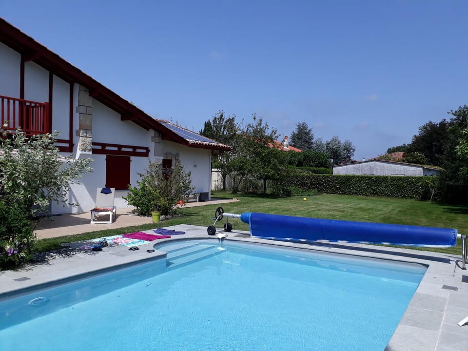 Facade/entrance, Pool view