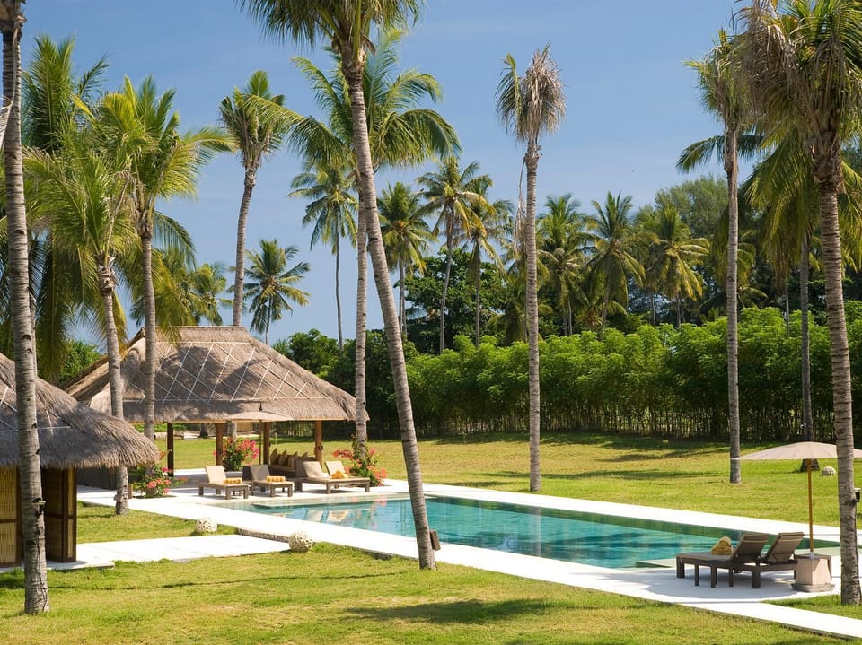 Patio, Swimming pool