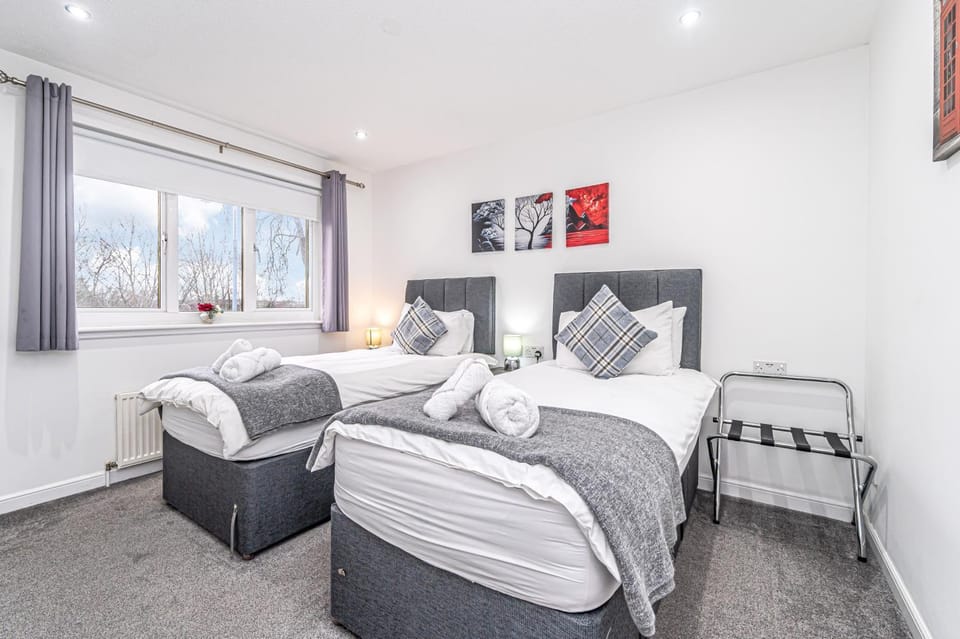 Prime Commuter Executive Apartment Dunfermline Apartment in Dunfermline