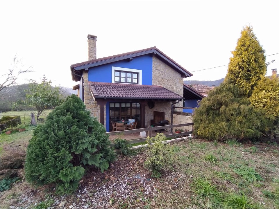 Property building, Patio, Off site, Garden view, Garden view