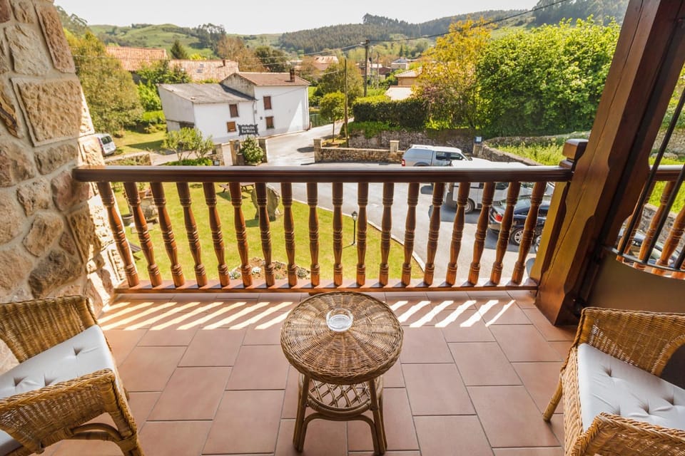 Balcony/Terrace, Garden view