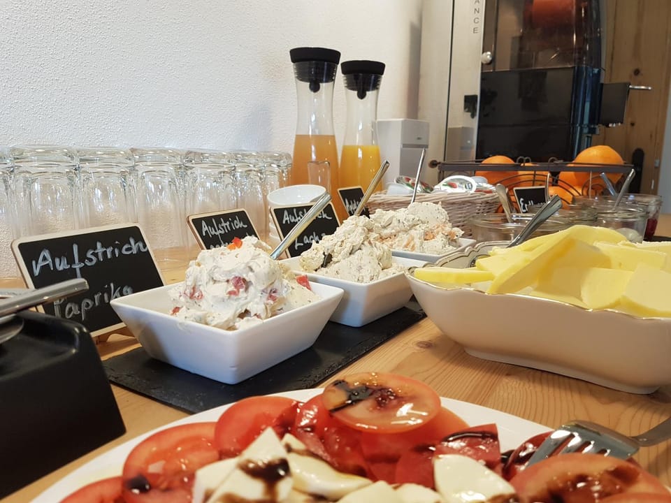 Food and drinks, Breakfast, Buffet breakfast