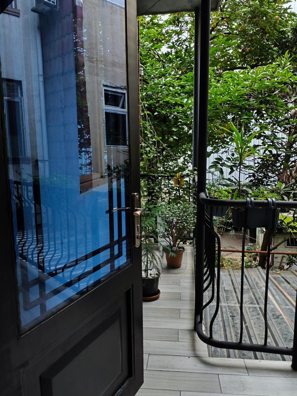 Property building, View (from property/room), Balcony/Terrace, Garden view