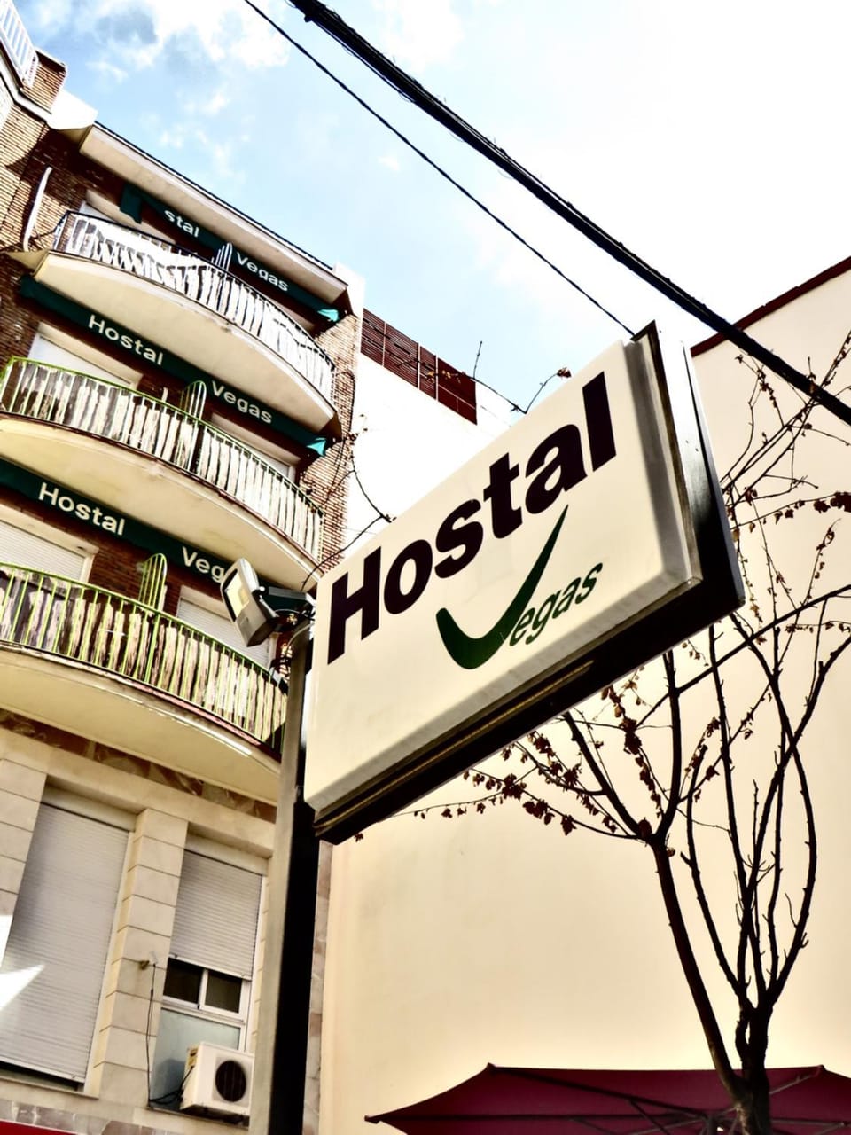 Property building, Facade/entrance, Property logo or sign