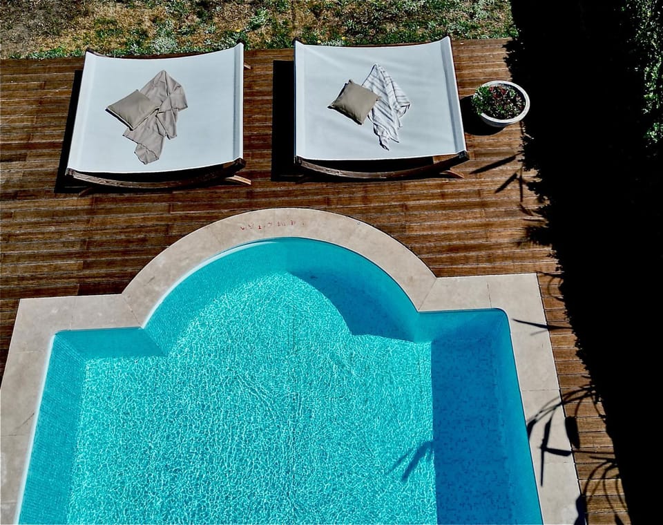 Pool view, Swimming pool, sunbed