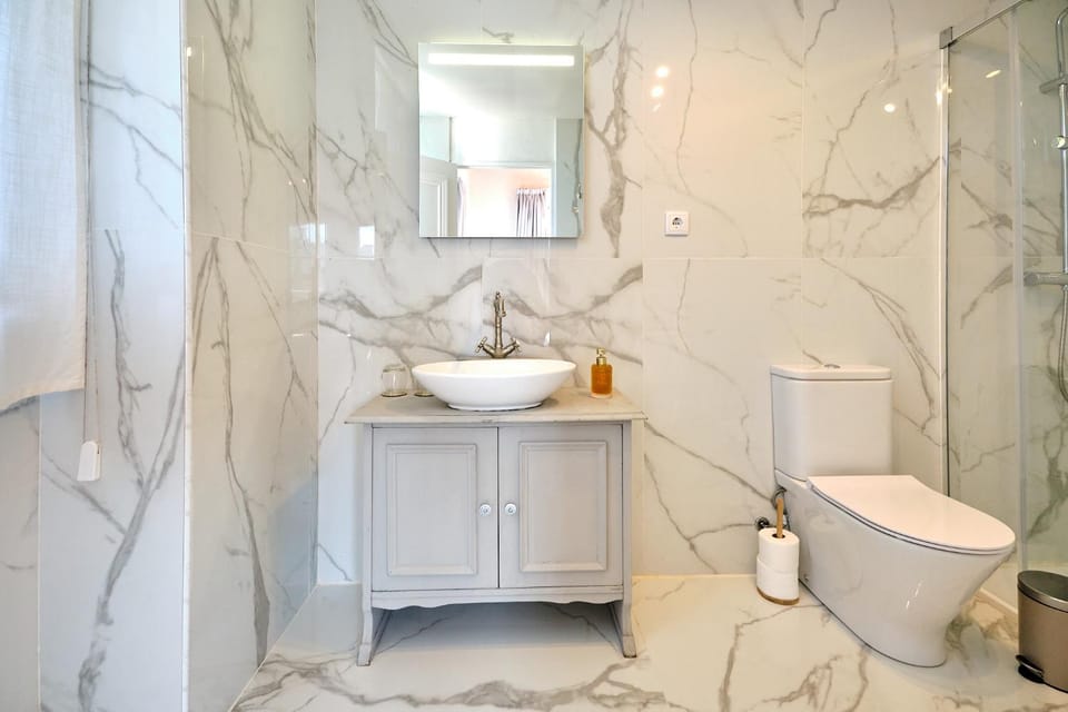 Toilet, Bathroom