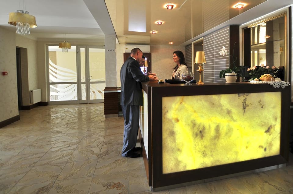 People, Lobby or reception, group of guests