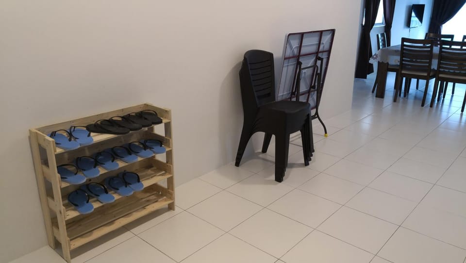 Dining area, Area and facilities