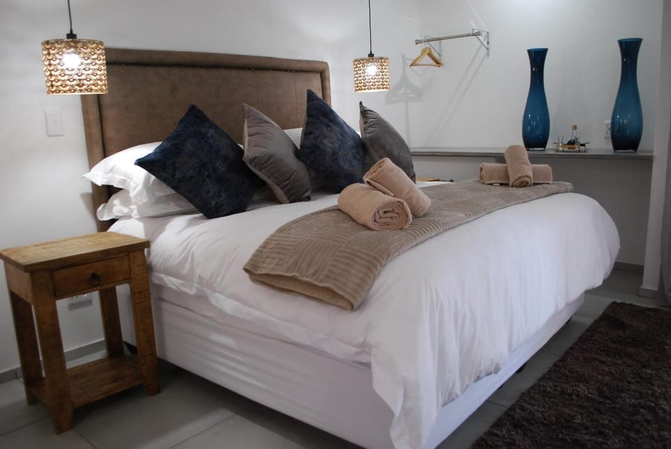 Vaal De Vue Guesthouse Bed and Breakfast in North West, South Africa
