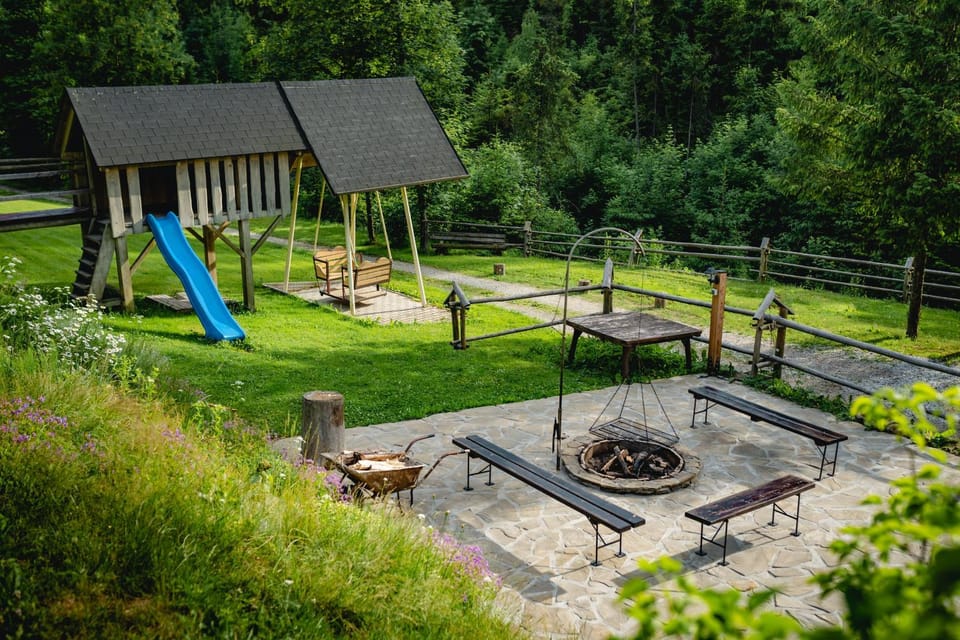 Góralska Willa Chalet in Lesser Poland Voivodeship