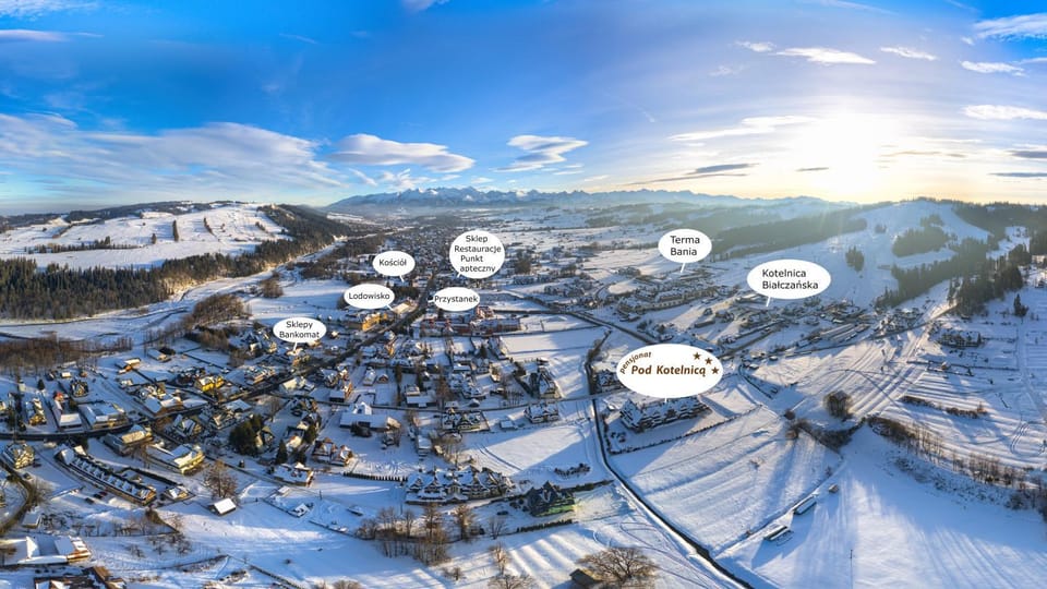 Nearby landmark, Off site, Day, Natural landscape, Bird's eye view, Winter, Mountain view, Quiet street view