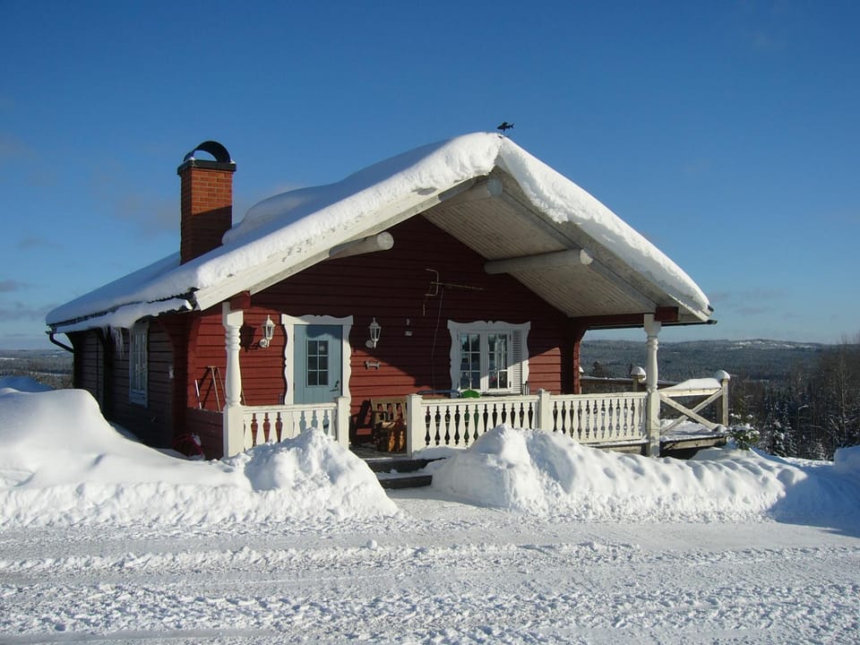 Patio, Natural landscape, Winter, Skiing, Balcony/Terrace, Mountain view, Location