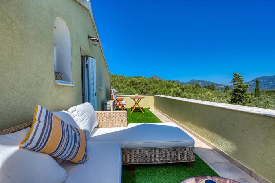 Mavres Luxury Loft Apartment in Corfu, Greece