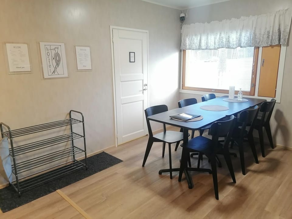 Facade/entrance, Kitchen or kitchenette