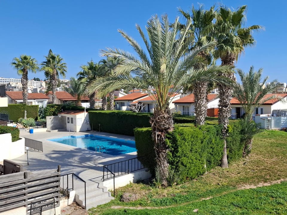 Apartment in Kato Pafos & 10 min to Venus beach Apartment in Paphos