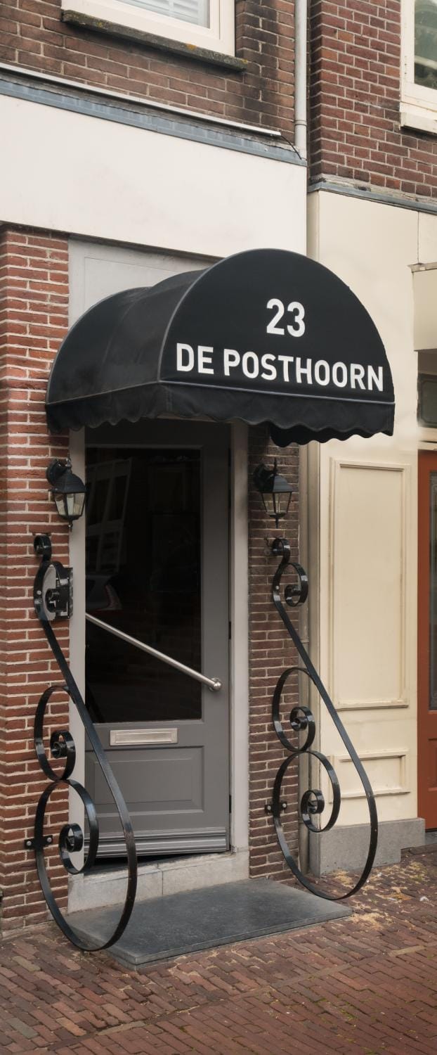 Property building, Facade/entrance, Logo/Certificate/Sign