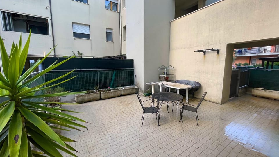 View (from property/room), Balcony/Terrace