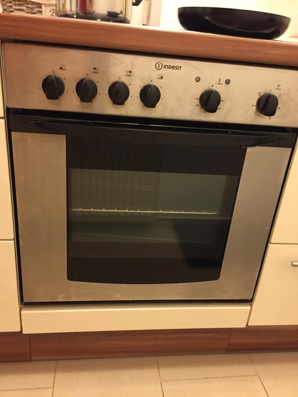 BBQ facilities, Kitchen or kitchenette