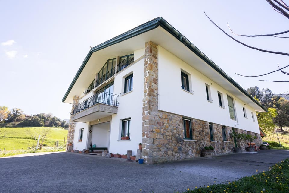 Casa Rural BASARTE Country House in Basque Country