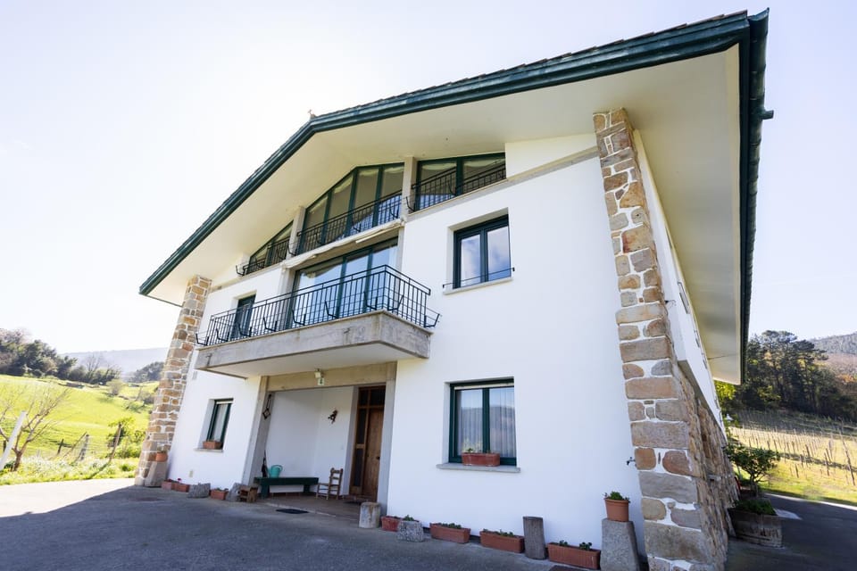 Casa Rural BASARTE Country House in Basque Country