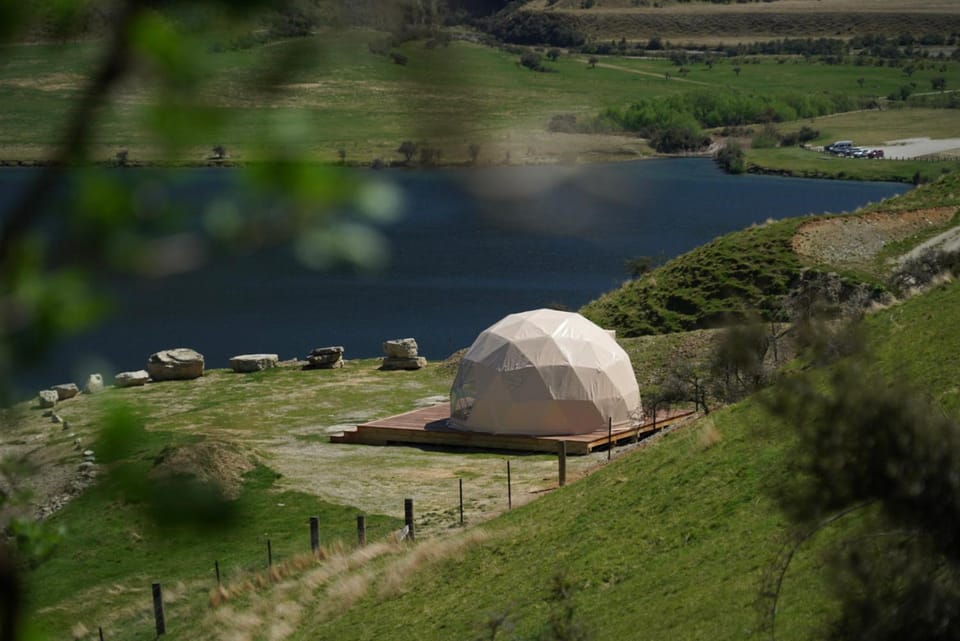 Nearby landmark, Spring, Natural landscape, Lake view