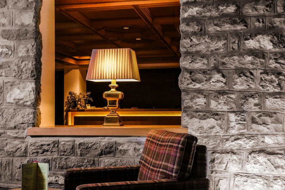 Lounge or bar, Seating area
