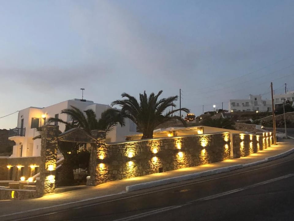 Anixi Hotel Hotel in Mykonos, Mikonos 846 00, Greece