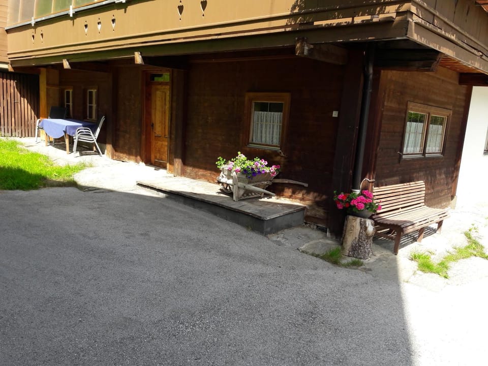 Haus Bacher Bed and Breakfast in Tyrol