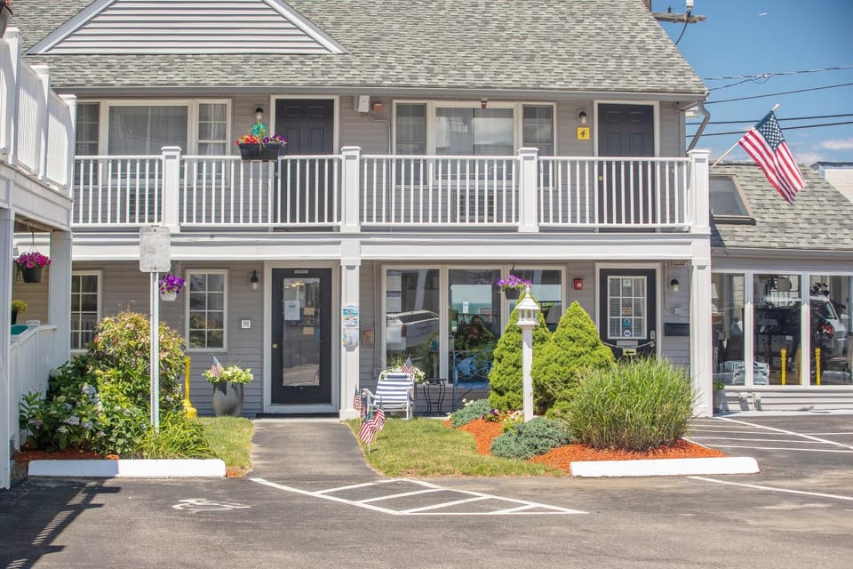 Property building, Parking