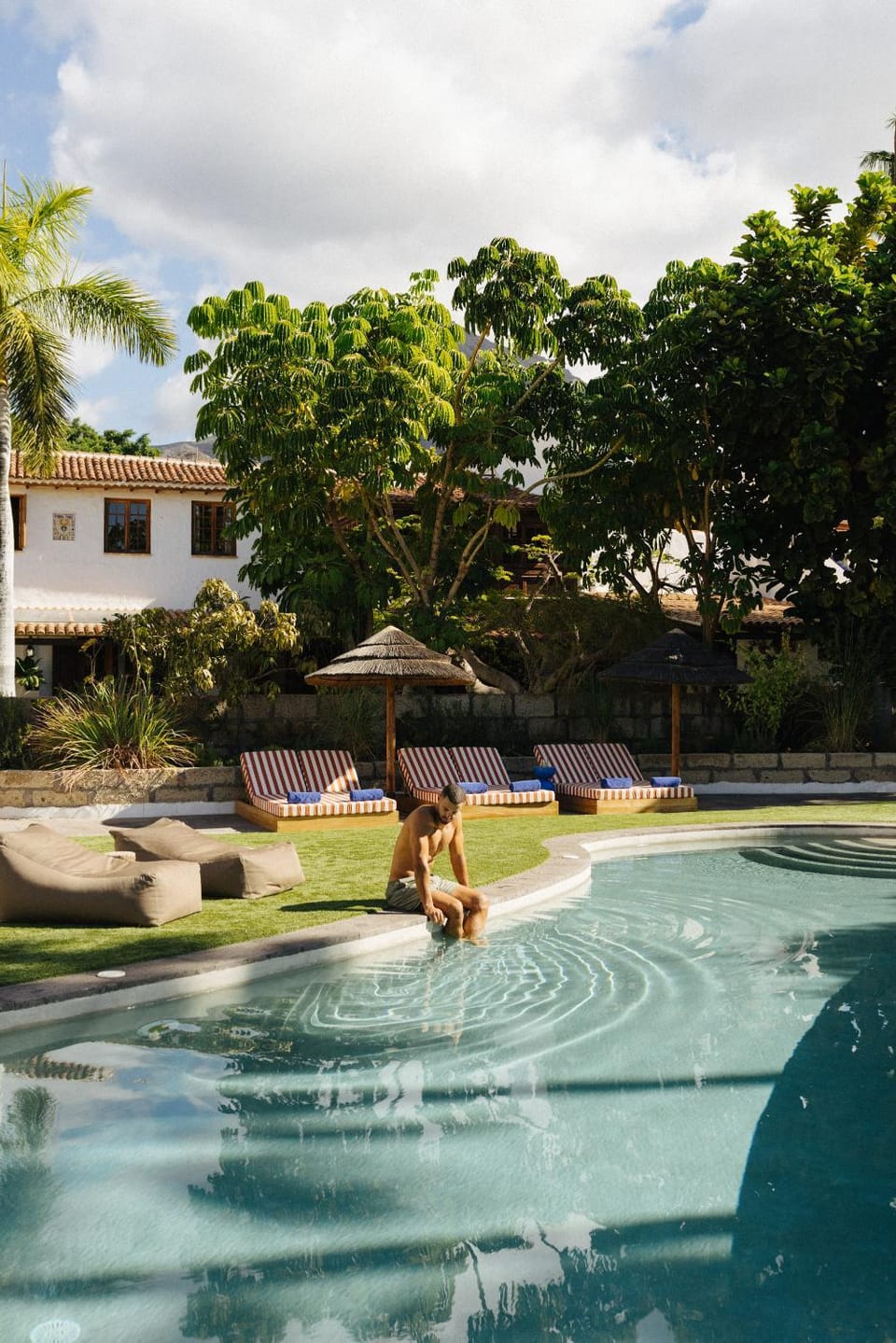Swimming pool