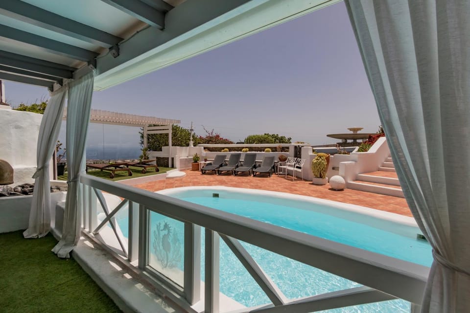 Deluxe designer historic villa Via Lactea, Panoramic sea views, Own private heated pool and subtropical garden Villa in Isla de Lanzarote