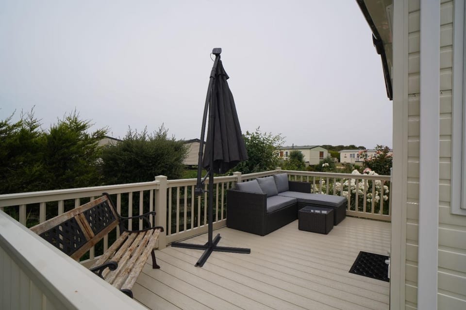 Stunning Heacham Sunset lodge pets go free linen included House in Heacham