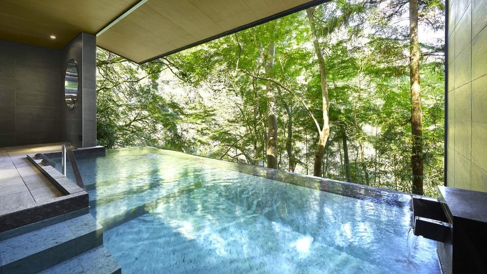 Hatsuhana Ryokan in Hakone