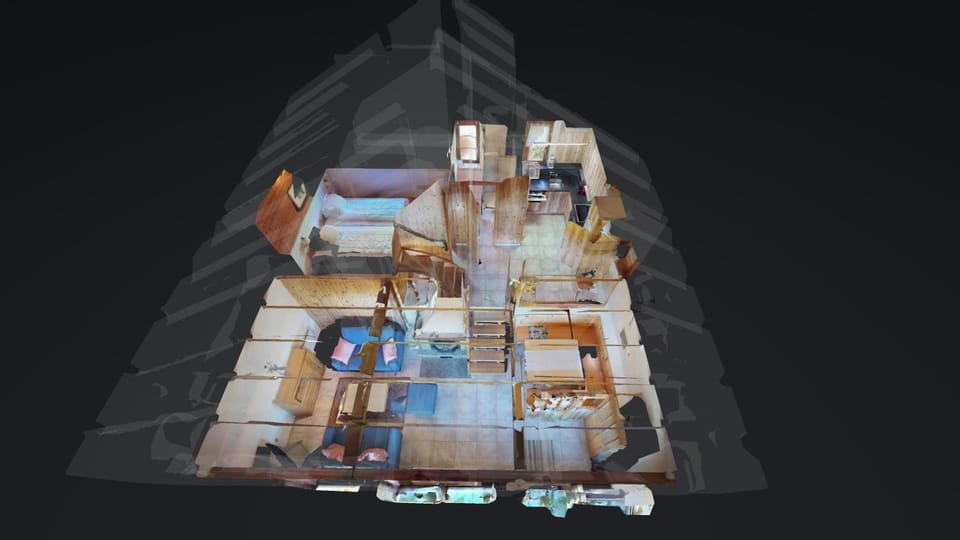 Bird's eye view, Floor plan