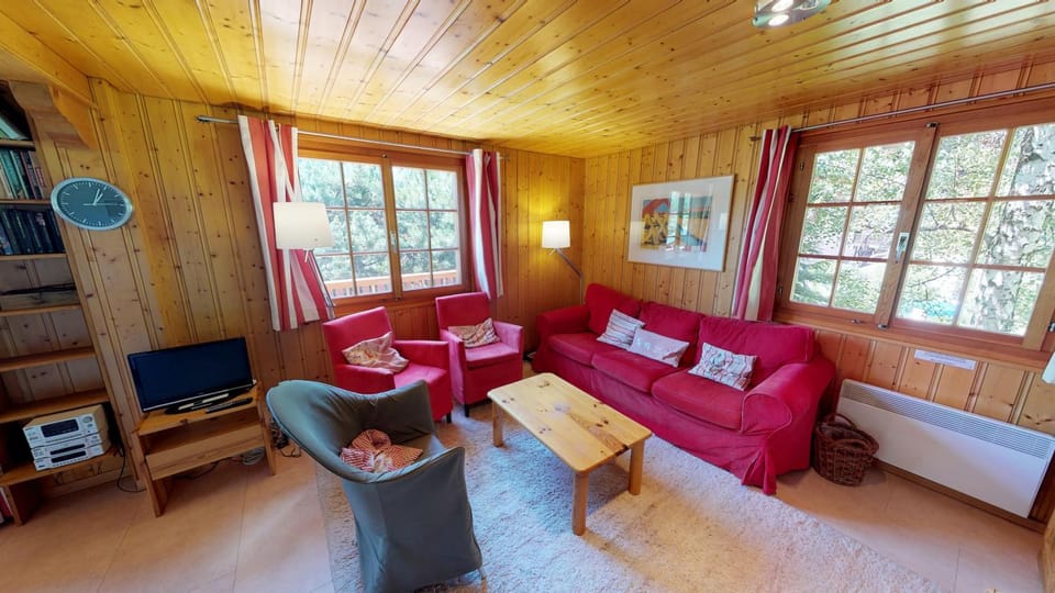 Living room, Seating area