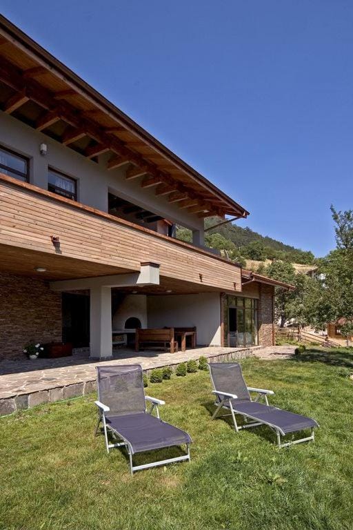 Patio, Garden, Balcony/Terrace
