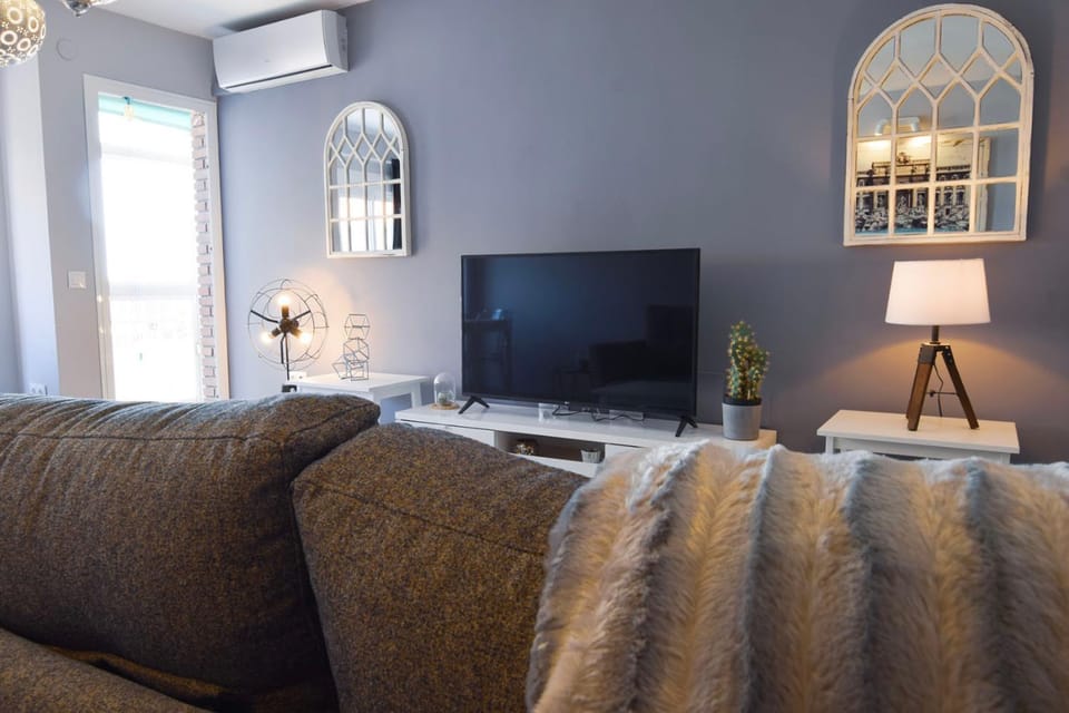 Communal lounge/ TV room, Seating area
