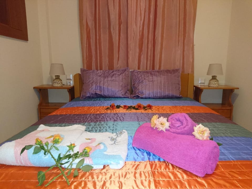 father's house in kissamos Apartment in Crete