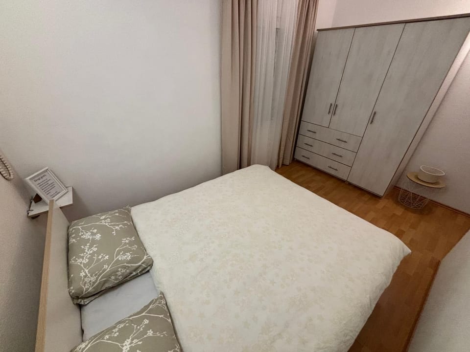Apartments Lolo Apartment in Zadar County