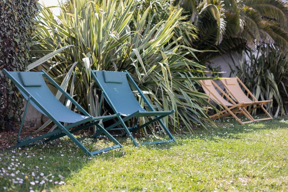 Garden, Garden view, sunbed