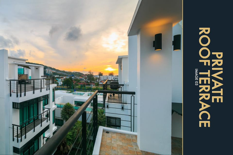 Balcony/Terrace, Swimming pool, Sunset