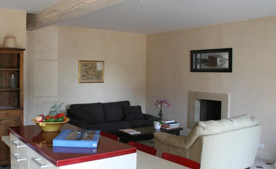 Property building, Living room