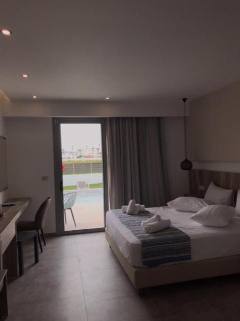 Sunshine Hotel Tigaki Apartment hotel in Tigaki