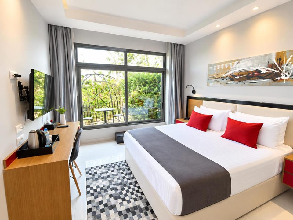 Shower, Toilet, Bed, Bathroom, TV and multimedia, Coffee/tea facilities, Balcony/Terrace, Kitchen or kitchenette, Bedroom, Bath, hair dryier, heating, internet, microwave, minibar, room service, soundproof