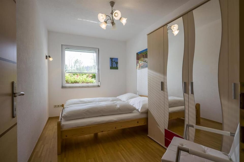 Bed, Bedroom, wardrobe
