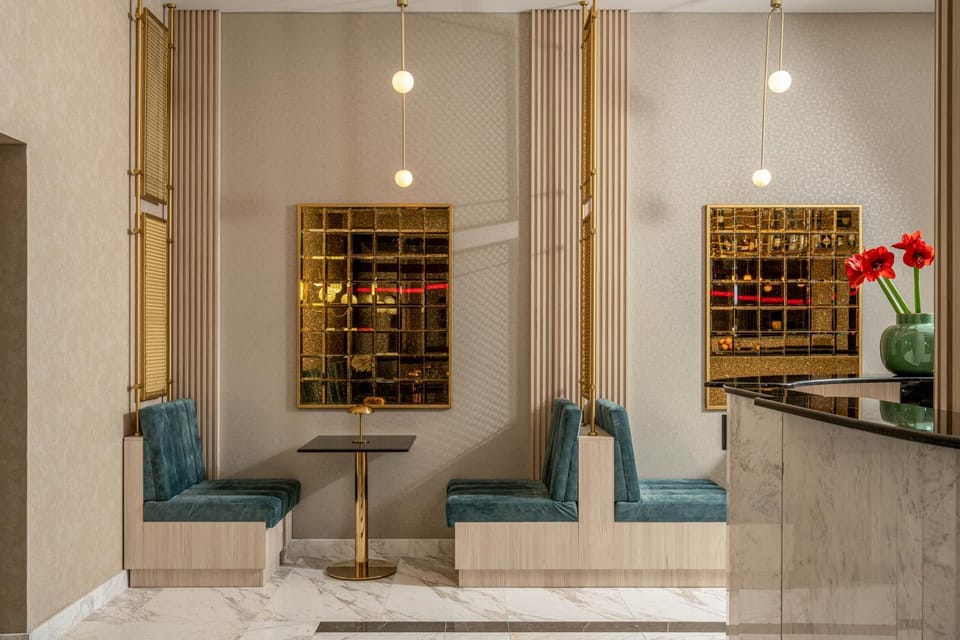 Lounge or bar