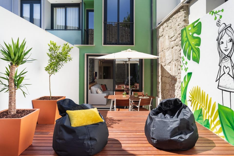 Off site, Day, Balcony/Terrace