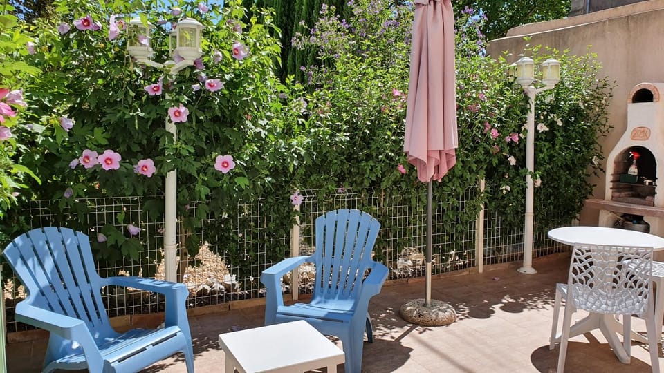 Patio, Balcony/Terrace