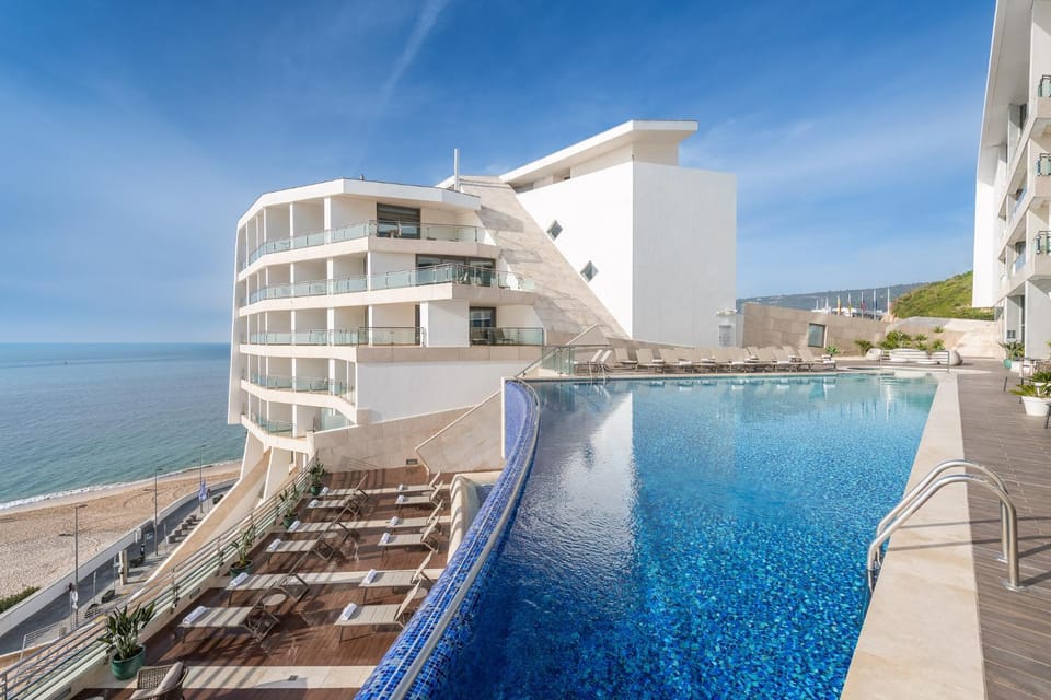 Beach, Sea view, Swimming pool, sunbed
